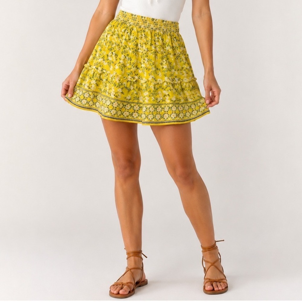 Max Studio Yellow Floral Tiered Mini Skirt Smocked Waist Boho Daisy Print XS